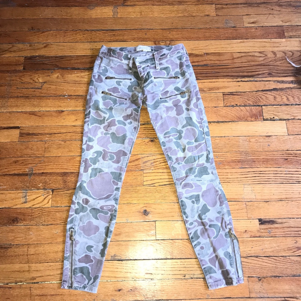 Current Elliot camo double zip moto Jean